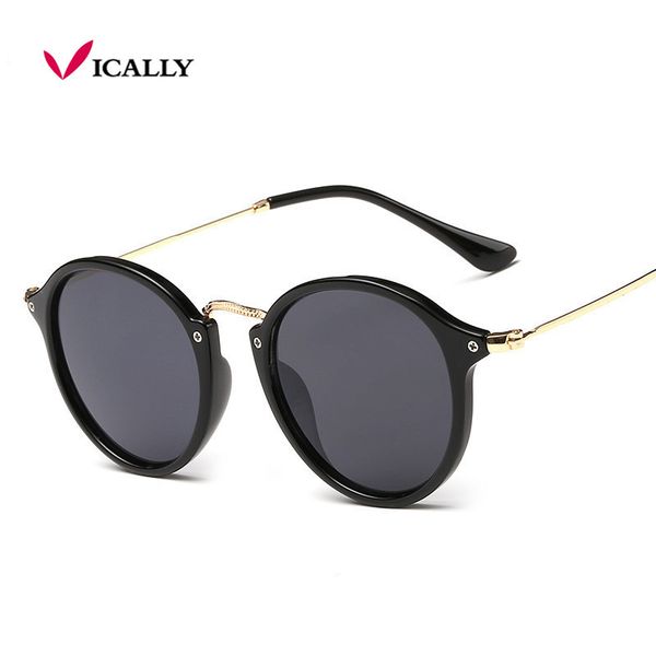 2017 retro male round sunglasses women men brand designer sun glasses for women alloy mirror sunglasses ray ladies oculos de sol, White;black
2017 retro male round sunglasses women men brand designer sun glasses for women alloy mirror sunglasses ray ladies oculos de sol, White;black