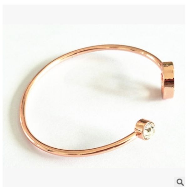 2018 ilver bracelet with logo engraved adju table bracelet for european brand logo open bracelet for women wedding gift 
2018 ilver bracelet with logo engraved adju table bracelet for european brand logo open bracelet for women wedding gift