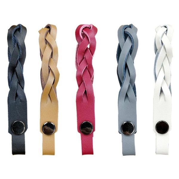 Leather Pure Handmade Woven Twisted Type Car Keychain Automobile Auto Key Ring 5 Colors For Women Christmas Gift
Leather Pure Handmade Woven Twisted Type Car Keychain Automobile Auto Key Ring 5 Colors For Women Christmas Gift