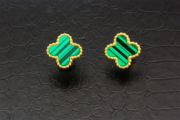 2020 Знаменитости дизайн Женщины Письмо Клевер серег способа металла Цветы опал се 
2020 Знаменитости дизайн Женщины Письмо Клевер серег способа металла Цветы опал се