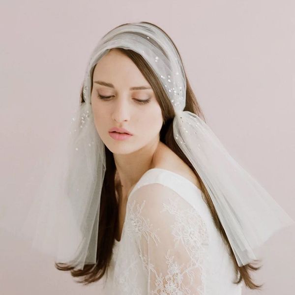 2018 modest bohemian wedding veil luxury sparkly crystal beaded layers short bridal veil boho beach country bridal hairpieces veil, Black
2018 modest bohemian wedding veil luxury sparkly crystal beaded layers short bridal veil boho beach country bridal hairpieces veil, Black