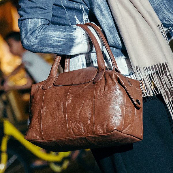 2018 women natural soft genuine leather boston bag simple handbag fashion casual shoulder bag tote handbags handle bags
2018 women natural soft genuine leather boston bag simple handbag fashion casual shoulder bag tote handbags handle bags
