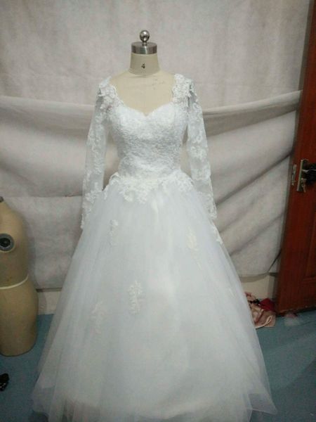 real p elegant long sleeves appliqued lace a-line wedding dresses women white zipper sweetheart chapel bridal gown wedding gowns
real p elegant long sleeves appliqued lace a-line wedding dresses women white zipper sweetheart chapel bridal gown wedding gowns