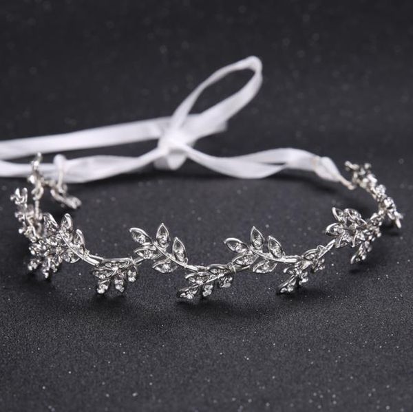 simple bridal headwear, bridal gown, crystal head dress, hair accessories, handmade bride hair accessories, Slivery;golden
simple bridal headwear, bridal gown, crystal head dress, hair accessories, handmade bride hair accessories, Slivery;golden