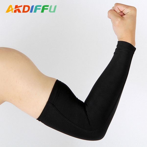 ultra-thin elbows lycra high-elastic breathable cuffs cycling basketball armrests, Black;gray
ultra-thin elbows lycra high-elastic breathable cuffs cycling basketball armrests, Black;gray