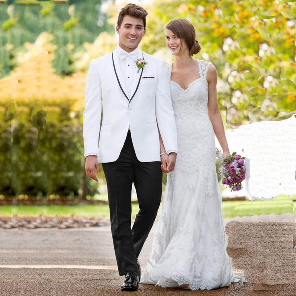 2018 custom white men suits for wedding black shawl lapel groom tuxedo classic fit men's blazers jacket pants 2 piece prom suits, Black;gray
2018 custom white men suits for wedding black shawl lapel groom tuxedo classic fit men's blazers jacket pants 2 piece prom suits, Black;gray