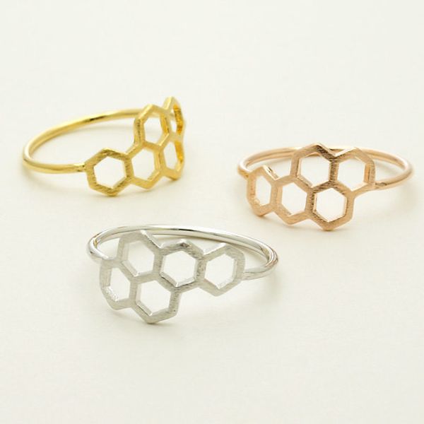 20pcs new fashion honeycomb shape rings and linked hexagon finger ring for women jewelry birthday christmas gift, Golden;silver
20pcs new fashion honeycomb shape rings and linked hexagon finger ring for women jewelry birthday christmas gift, Golden;silver