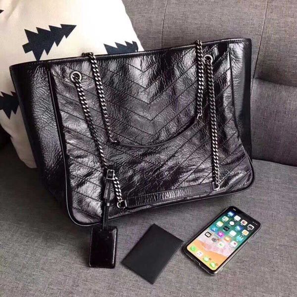 designer handbags oil wax genuine leather designer bags famous luxury y brand large capacity handbag purse
designer handbags oil wax genuine leather designer bags famous luxury y brand large capacity handbag purse