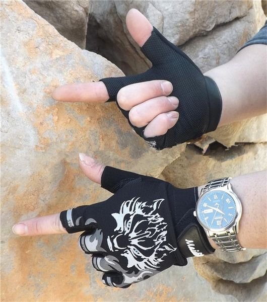 training sports fitness weightlifting wolf gloves custom fitness exercise training gym glove, Blue;gray
training sports fitness weightlifting wolf gloves custom fitness exercise training gym glove, Blue;gray