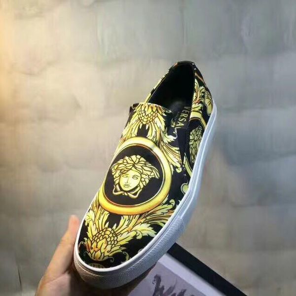 2018 new fashion trendsetter men loafers party wedding shoes embroidered slippers driving moccasins pageant prom dh2a29, Black
2018 new fashion trendsetter men loafers party wedding shoes embroidered slippers driving moccasins pageant prom dh2a29, Black