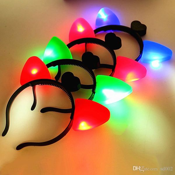 led light hair hoop toy lovely plastic halloween decoration headband glowing in dark cat ears shape head band trend design 1 39by zz 
led light hair hoop toy lovely plastic halloween decoration headband glowing in dark cat ears shape head band trend design 1 39by zz