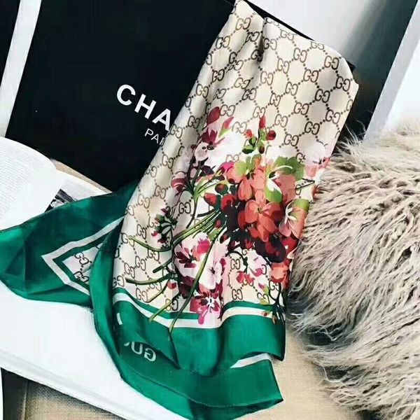 2019 women's four seasons silk scarves luxury brand classic monogram printing design scarf shawl size 180*90cm
2019 women's four seasons silk scarves luxury brand classic monogram printing design scarf shawl size 180*90cm