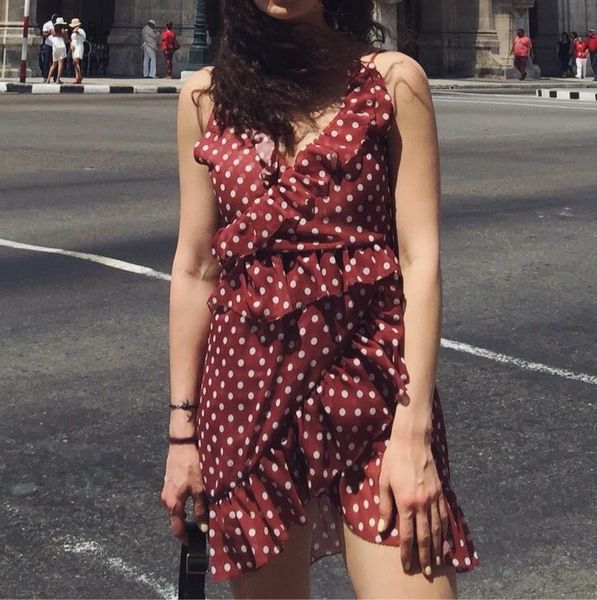2018 ruffle print red polka dot dress women v neck mini dress sleeveless spaghetti summer dress femme streetwear beach vestidos, Black;gray
2018 ruffle print red polka dot dress women v neck mini dress sleeveless spaghetti summer dress femme streetwear beach vestidos, Black;gray