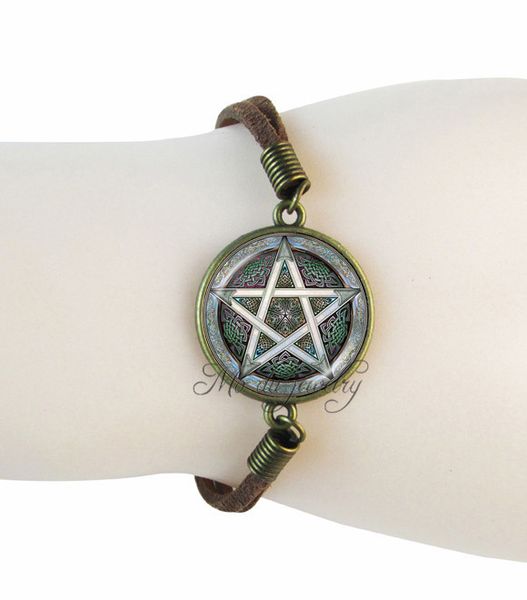 vintage glass dome bronze tone pentagram supernatural leather bracelet movie collection wrap,wristband jewelry pulseira feminina, Golden;silver
vintage glass dome bronze tone pentagram supernatural leather bracelet movie collection wrap,wristband jewelry pulseira feminina, Golden;silver