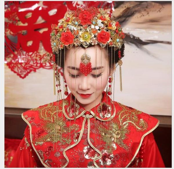 wedding dress, wedding dress, headwear, chinese dress, headgear, cheongsam, dragon and phoenix gown, Slivery;golden
wedding dress, wedding dress, headwear, chinese dress, headgear, cheongsam, dragon and phoenix gown, Slivery;golden
