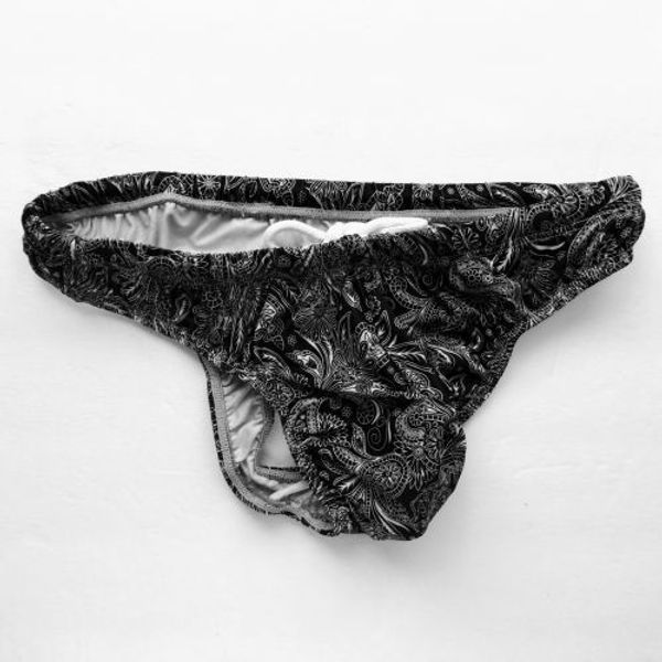 mens t-back thongs swim underwear g8404 classic pailey contoured pouch printed nylon spandex, Black;brown
mens t-back thongs swim underwear g8404 classic pailey contoured pouch printed nylon spandex, Black;brown