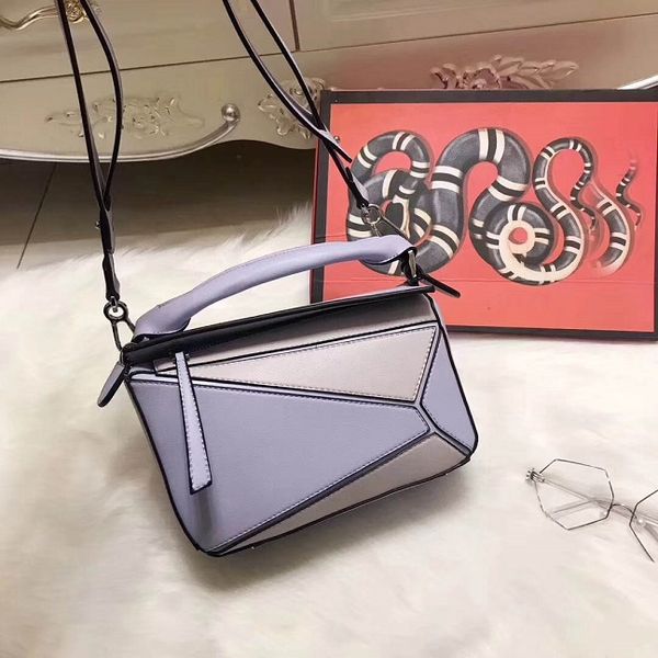Freeshipping Нового прибытия женщины сумка способа приходит с коробкой для женщин мешк
Freeshipping Нового прибытия женщины сумка способа приходит с коробкой для женщин мешк