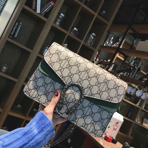 2018 Female Messenger Leather Letters bags Women Fashion Leather Shoulder Bags Girl Crossbody Bags ruifengyuan/8
2018 Female Messenger Leather Letters bags Women Fashion Leather Shoulder Bags Girl Crossbody Bags ruifengyuan/8