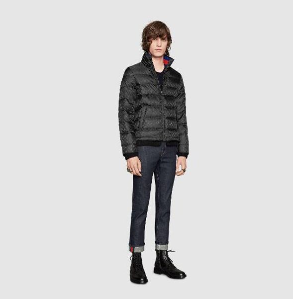 New luxury de igner brand ver ion autumn men clothing red green triped track uit letter print zipper men port men 039 down jacket
New luxury de igner brand ver ion autumn men clothing red green triped track uit letter print zipper men port men 039 down jacket