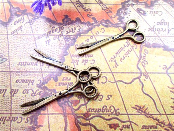 45pcs--scissors charms,antique bronze long scissors charm pendants 41x16mm, Bronze;silver
45pcs--scissors charms,antique bronze long scissors charm pendants 41x16mm, Bronze;silver