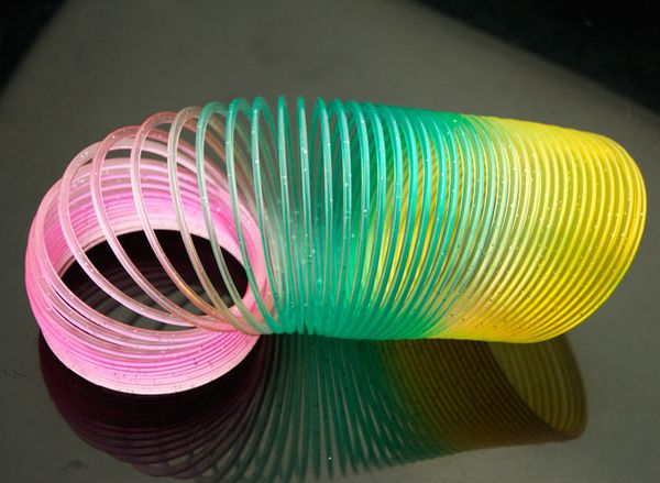 big rainbow circle 9cm colorful rainbow plastic magic slinky kids children classic development educational toy christmas gifts dhl 24pcs
big rainbow circle 9cm colorful rainbow plastic magic slinky kids children classic development educational toy christmas gifts dhl 24pcs