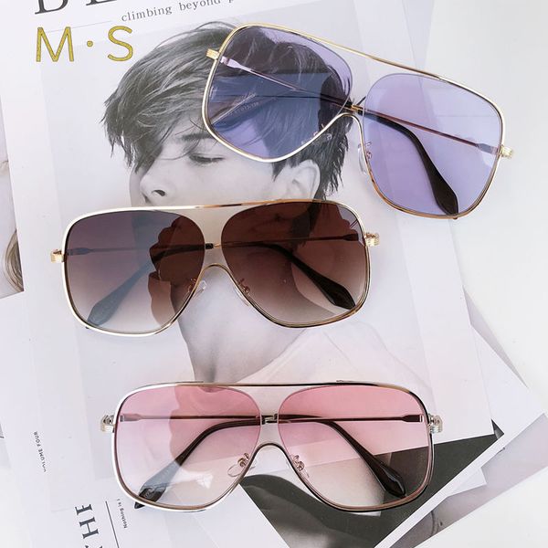 ms 2018 women luxury decoration classic eyewear female sunglasses original brand designer sunglasses sun glasses fashion uv400, White;black
ms 2018 women luxury decoration classic eyewear female sunglasses original brand designer sunglasses sun glasses fashion uv400, White;black