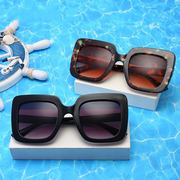 kottdo new fashion sunglasses women men glasses big frame square sunglasses travel sunscreen, White;black
kottdo new fashion sunglasses women men glasses big frame square sunglasses travel sunscreen, White;black