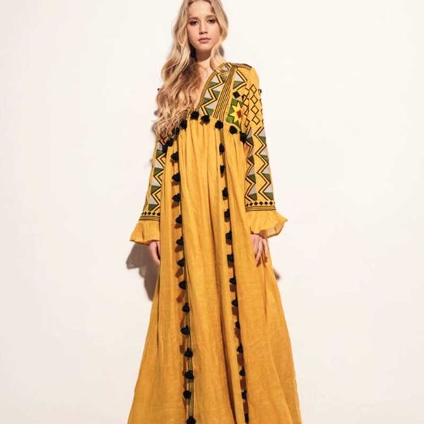 vintage inspired ukraine embroidered linen maxi dress tassle front v-neck long sleeve boho dress loose female vestido 2018, White;black
vintage inspired ukraine embroidered linen maxi dress tassle front v-neck long sleeve boho dress loose female vestido 2018, White;black