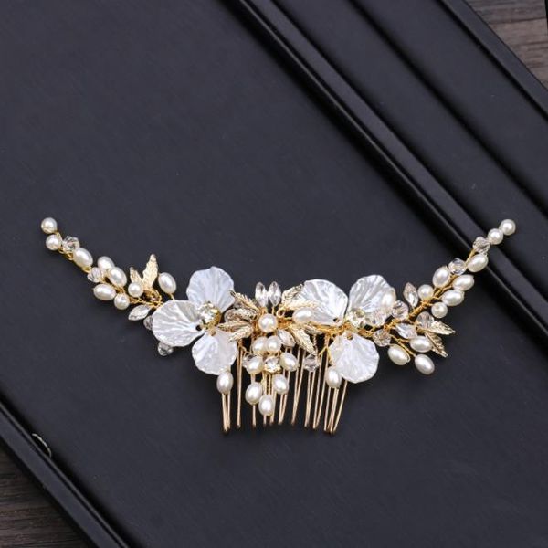 golden leaf comb, head ornament, pearl flower, bride wedding dress, accessories, p studio, shooting comb, Slivery;golden
golden leaf comb, head ornament, pearl flower, bride wedding dress, accessories, p studio, shooting comb, Slivery;golden