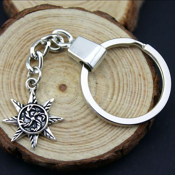 6 pieces key chain women key rings couple keychain for keys sun 23x18mm, Slivery;golden
6 pieces key chain women key rings couple keychain for keys sun 23x18mm, Slivery;golden