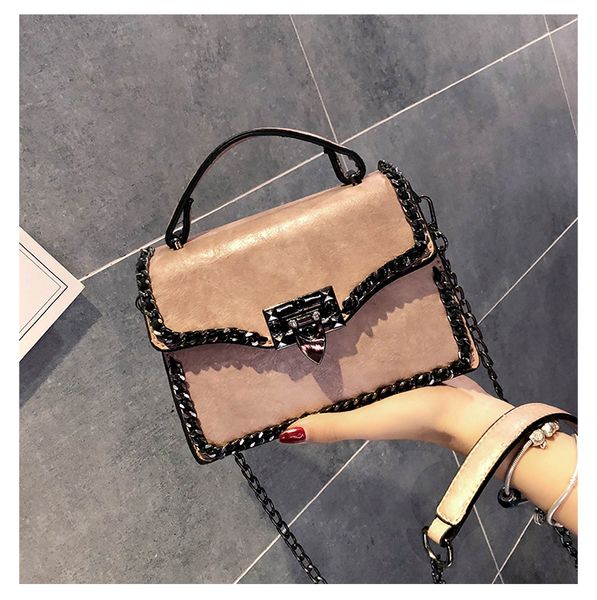 2018 new style messenger rivet bags ladoes color wallet ladies triangle cross body purse xinqiwu/8
2018 new style messenger rivet bags ladoes color wallet ladies triangle cross body purse xinqiwu/8