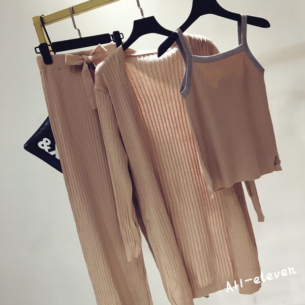 2017 autumn new women's casual long sleeve knitted cardigan + camisole + wide leg pants three pieces fashion pants suits, Gray
2017 autumn new women's casual long sleeve knitted cardigan + camisole + wide leg pants three pieces fashion pants suits, Gray
