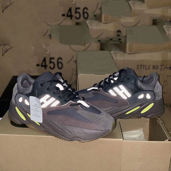 NEW 700 Wave Runner Mauve Run Shoes 2018 Kanye West Fashion Leading Brand Designer Casual Sport Sneakers Size 36-45
NEW 700 Wave Runner Mauve Run Shoes 2018 Kanye West Fashion Leading Brand Designer Casual Sport Sneakers Size 36-45