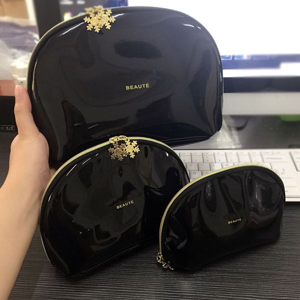 fashion cc cute girl cosmetics bag counter gifts large capacity small size collection storage bag multifunction tourism simple portable
fashion cc cute girl cosmetics bag counter gifts large capacity small size collection storage bag multifunction tourism simple portable