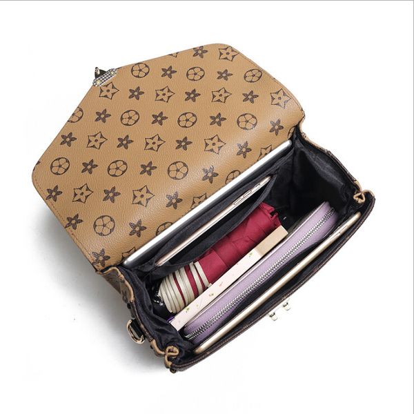pvc crossbody women handbag vintage handbags flap printing shoulder designer lock bag small bags large luxury size ptsow, Red;black
pvc crossbody women handbag vintage handbags flap printing shoulder designer lock bag small bags large luxury size ptsow, Red;black