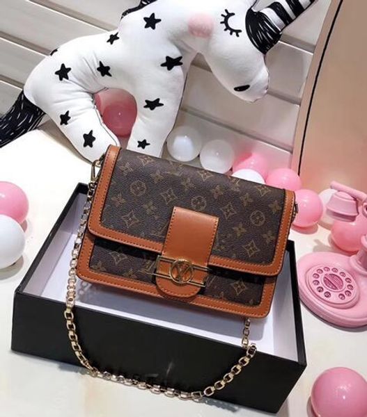 Новые сумки для дизайнера-дизайнера 2018 года для женщин. Контрастность цвета. Геом
Новые сумки для дизайнера-дизайнера 2018 года для женщин. Контрастность цвета. Геом