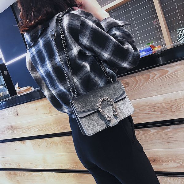 flap leather style fashion new american european pu chain double dragons women velvet shoulder and bag tote purse codvr, Red;black
flap leather style fashion new american european pu chain double dragons women velvet shoulder and bag tote purse codvr, Red;black