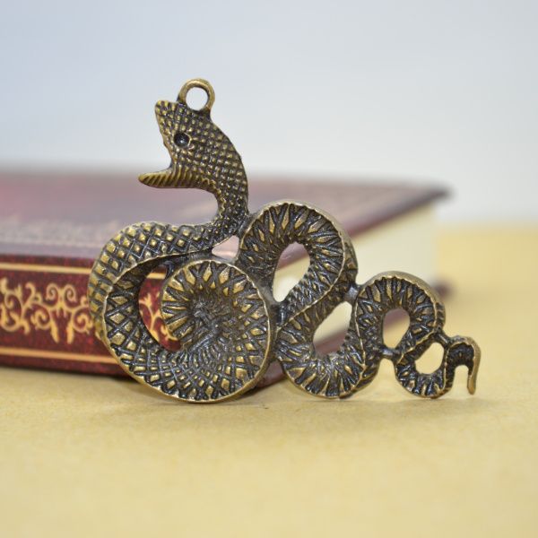 whole sale6pcs zinc alloy charms antique bronze plated snake charms pendants metal jewelry findings fit diy 47*30mm 1416, Bronze;silver
whole sale6pcs zinc alloy charms antique bronze plated snake charms pendants metal jewelry findings fit diy 47*30mm 1416, Bronze;silver