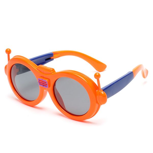 kid sunglasses fashion uv400 polarized fold silica gel wholesale new model sun glasses with car case as gift, White;black
kid sunglasses fashion uv400 polarized fold silica gel wholesale new model sun glasses with car case as gift, White;black