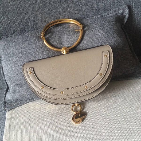 2017 new star half-moon type retro metal ring shoulder bag portable mini saddle bag women handbag 6 colors available Multi-purpose bag
2017 new star half-moon type retro metal ring shoulder bag portable mini saddle bag women handbag 6 colors available Multi-purpose bag
