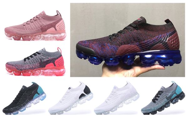 2018 Новый Chaussures Moc 2 Laceless 2.0 кроссовки тройной черный дизайнер мужские женские кроссовки летать белый вязать воздушной подушке тренеры Zapatos
2018 Новый Chaussures Moc 2 Laceless 2.0 кроссовки тройной черный дизайнер мужские женские кроссовки летать белый вязать воздушной подушке тренеры Zapatos