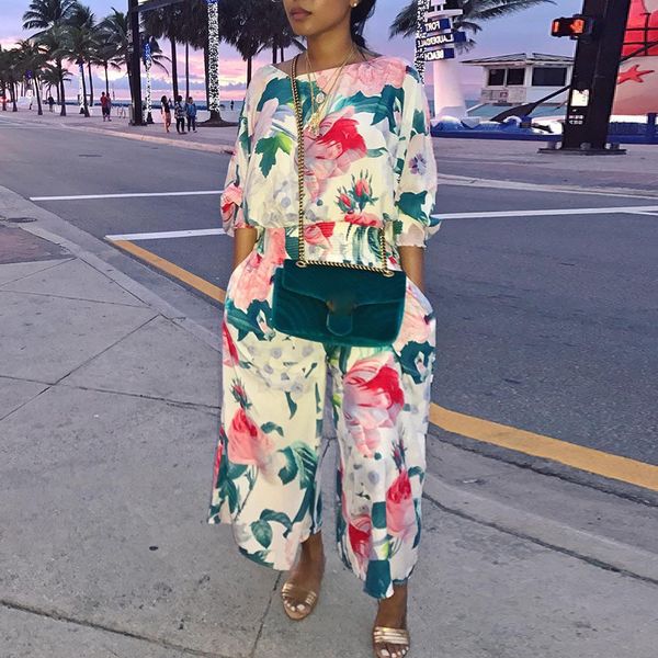 2018 new arrivals women stylish casual jumpsuit floral puff sleeve shirring wide leg jumpsuit, Black;white
2018 new arrivals women stylish casual jumpsuit floral puff sleeve shirring wide leg jumpsuit, Black;white