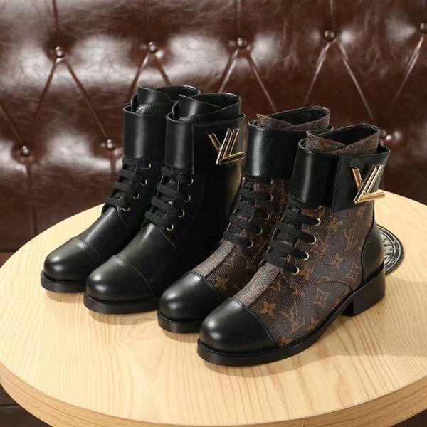 embroidered martin boots female high heel autumn and winter new leather stars lace-up short boots pearl, Black
embroidered martin boots female high heel autumn and winter new leather stars lace-up short boots pearl, Black