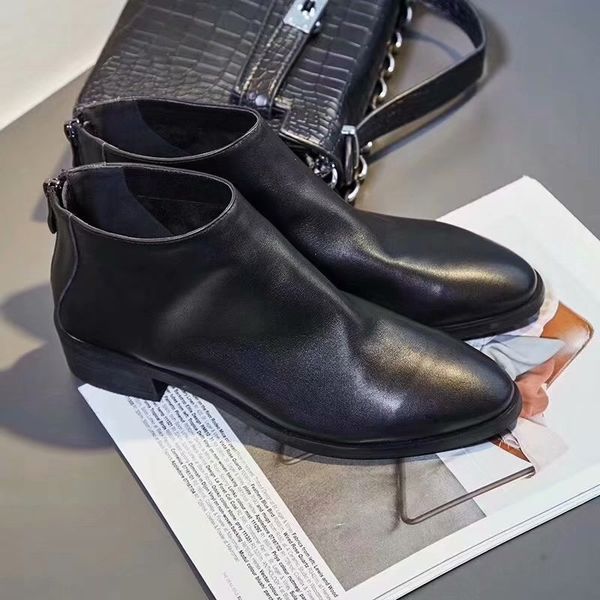 2018 autumn and winter new leather ladies short boots round head zipper shoes non-slip leather low heel square with ankle boots, Black
2018 autumn and winter new leather ladies short boots round head zipper shoes non-slip leather low heel square with ankle boots, Black
