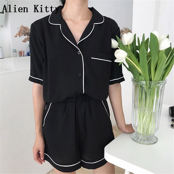 alien kitty short sleeve sleepwear female home clothing solid pajamas sets 2018 women turn-down collar shorts slim mujer, Blue;gray
alien kitty short sleeve sleepwear female home clothing solid pajamas sets 2018 women turn-down collar shorts slim mujer, Blue;gray