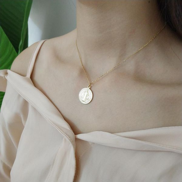 gold-color jesus portrait coin pendant chain choker round shape statement necklace for women mujer femme silver 2018 collares, Golden;silver
gold-color jesus portrait coin pendant chain choker round shape statement necklace for women mujer femme silver 2018 collares, Golden;silver