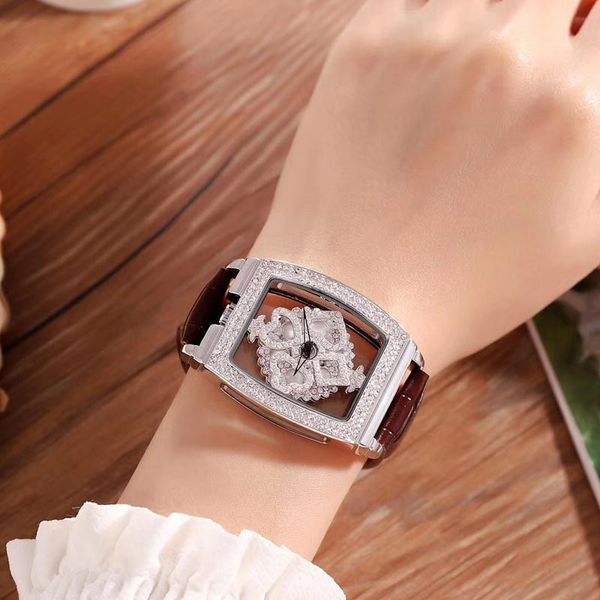 марка женские часы класса люкс кристалл аналоговый вращающийся на 360 градусов циферблат натуральная кожа ремешок кварцевые часы для женщин, Slivery;brown
марка женские часы класса люкс кристалл аналоговый вращающийся на 360 градусов циферблат натуральная кожа ремешок кварцевые часы для женщин, Slivery;brown