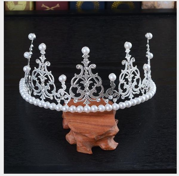 korean birthday cake baking, pearl crown, bridal headwear, children princess crown ornament, Slivery;golden
korean birthday cake baking, pearl crown, bridal headwear, children princess crown ornament, Slivery;golden