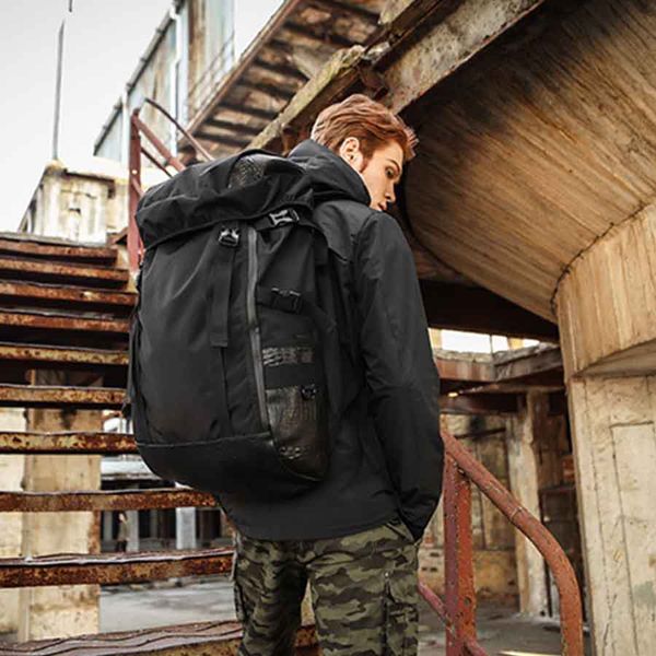 the fashion high capacity black nylon 33*16*62cm travel hiking school bag backpack for men
the fashion high capacity black nylon 33*16*62cm travel hiking school bag backpack for men