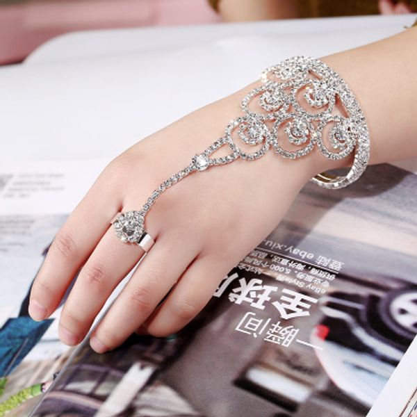 2018 hot brides ювелирные изделия с бриллиантами открытое браслет кольцо одна цепочка полный бриллиант cane цепи hand backlet бесплатная дос, Golden;silver
2018 hot brides ювелирные изделия с бриллиантами открытое браслет кольцо одна цепочка полный бриллиант cane цепи hand backlet бесплатная дос, Golden;silver